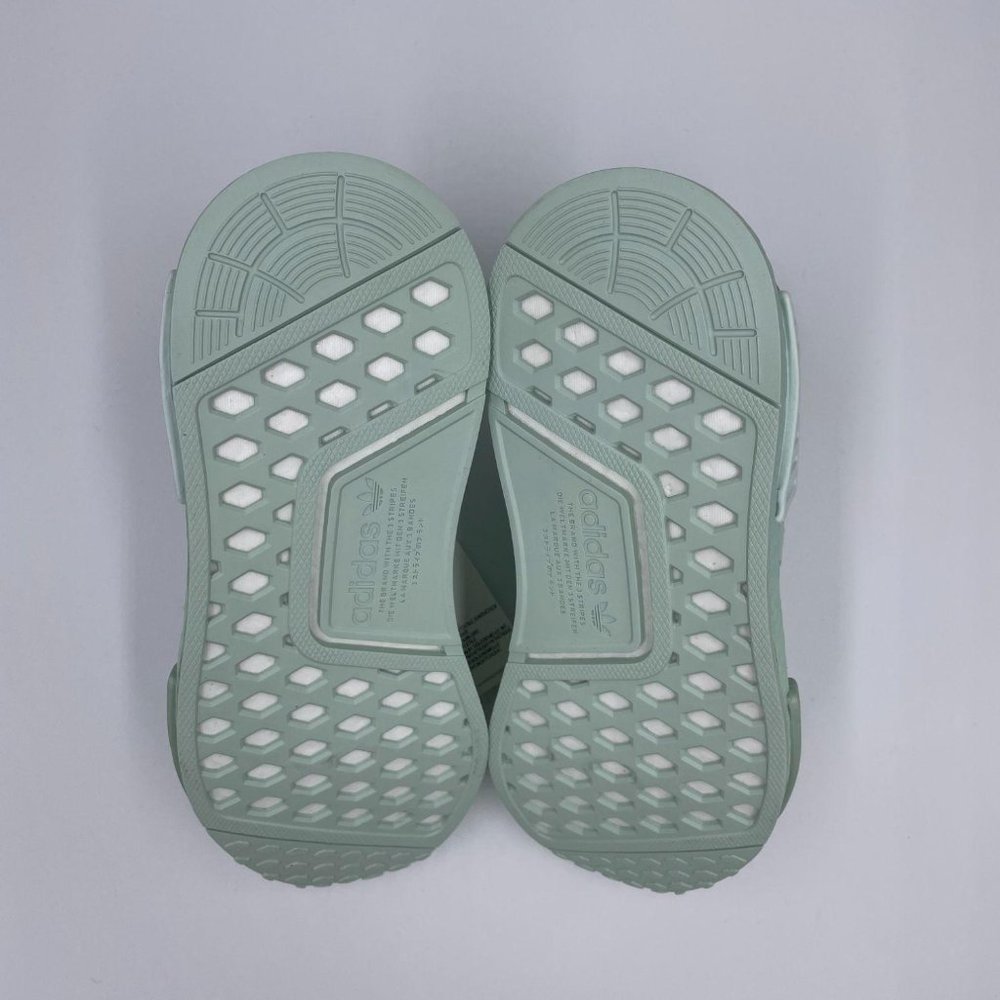 Adidas NMD R1 Green / White Womens Shoes - Picture 7 of 8